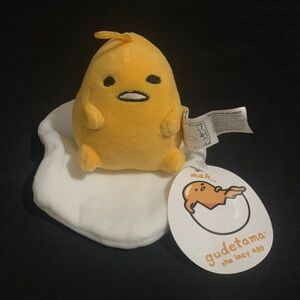 NWT Sanrio Gudetama Lazy Egg Plush 4”